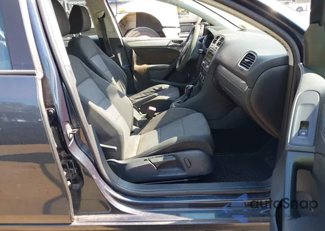 2011 Volkswagen Golf 2.5L 4-Door from USA, damaged, VIN WVWDA7AJ8BW323386